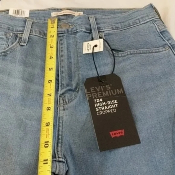 Levi's 724 High Rise Straight Leg Stretch Jeans - Picture 3 of 9